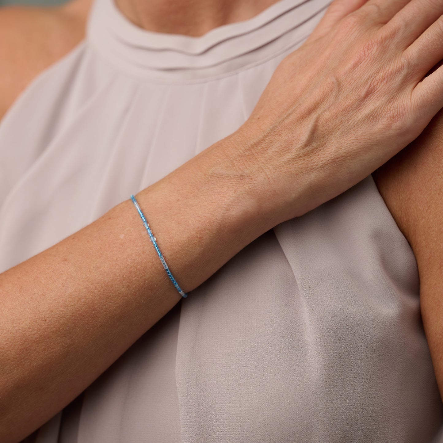 Linea Light Sapphire