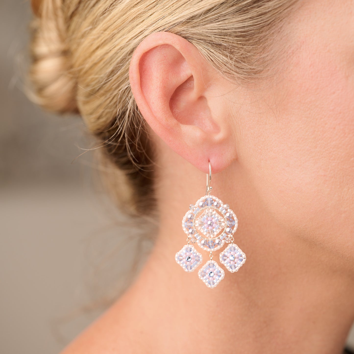 Diamond Bloom Light Sapphire